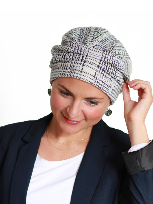 Mutsje Maya wit patroon - mutsje voor chemo / alopecia mutsje Mutsje Maya wit patroon - mutsje voor chemo / alopecia mutsje