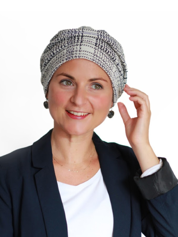 Mutsje Maya wit patroon - mutsje voor chemo / alopecia mutsje Mutsje Maya wit patroon - mutsje voor chemo / alopecia mutsje