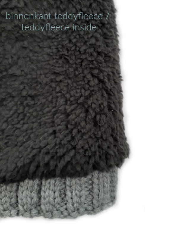 Muts Louise - chemo muts (winter) Muts Louise - chemo muts (winter)